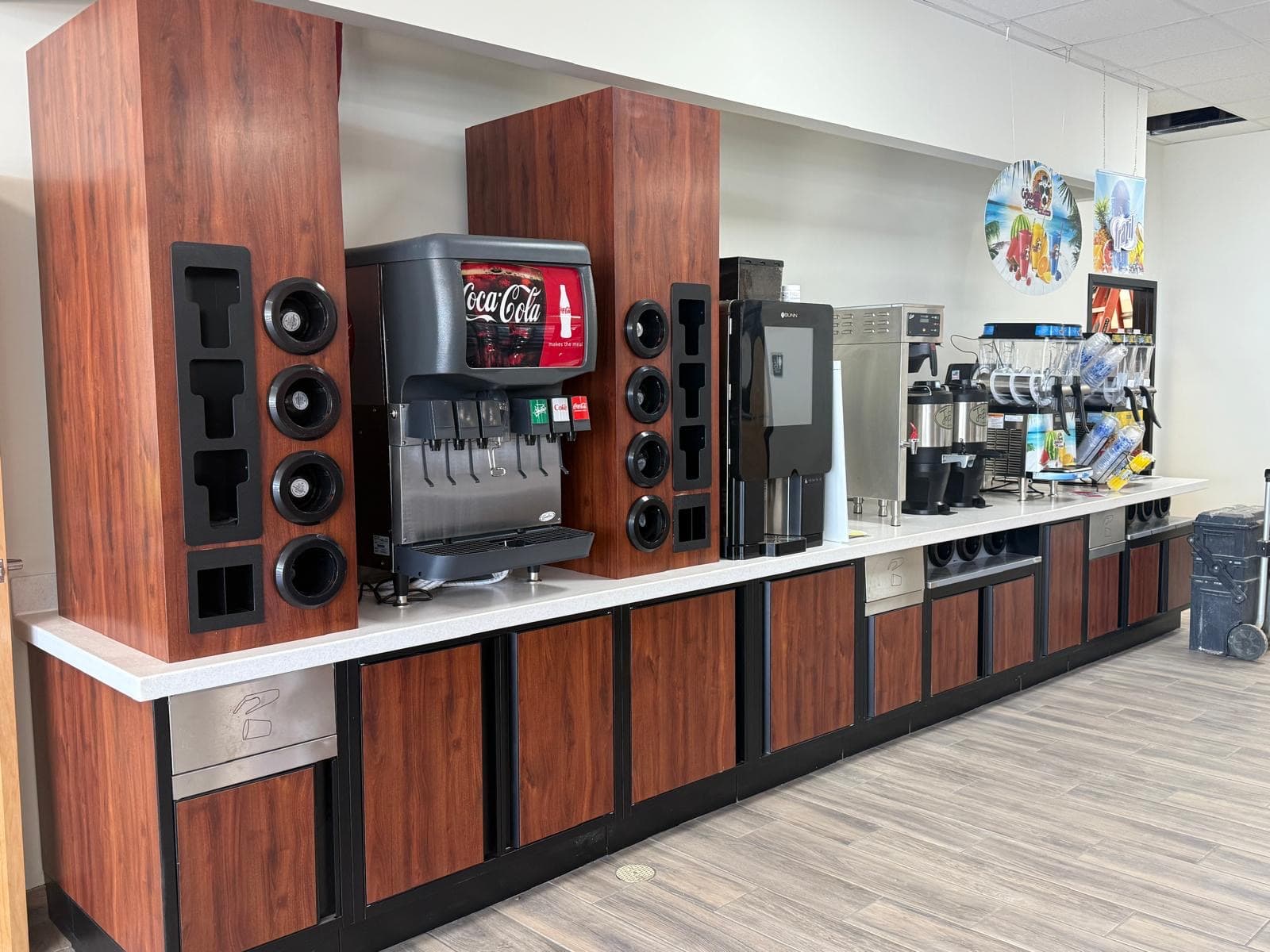 Metal Food & Beverage Counter
